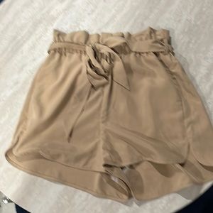 Express high waist tan shortie